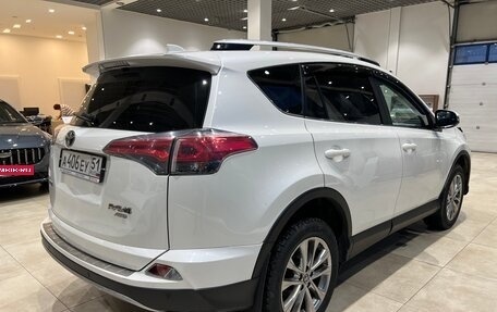 Toyota RAV4, 2017 год, 2 250 000 рублей, 4 фотография