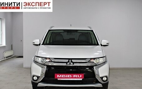 Mitsubishi Outlander III рестайлинг 3, 2016 год, 1 949 900 рублей, 2 фотография