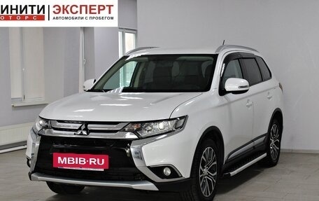 Mitsubishi Outlander III рестайлинг 3, 2016 год, 1 949 900 рублей, 3 фотография