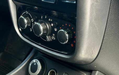 Renault Duster I рестайлинг, 2012 год, 750 000 рублей, 7 фотография