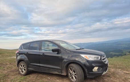 Ford Escape III, 2017 год, 1 450 000 рублей, 3 фотография