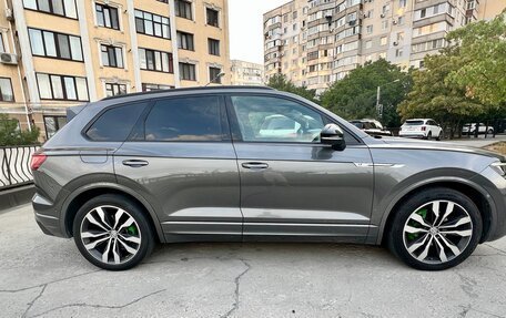 Volkswagen Touareg III, 2020 год, 4 600 000 рублей, 8 фотография