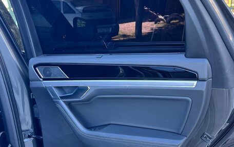 Volkswagen Touareg III, 2020 год, 4 600 000 рублей, 18 фотография