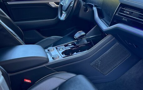 Volkswagen Touareg III, 2020 год, 4 600 000 рублей, 21 фотография