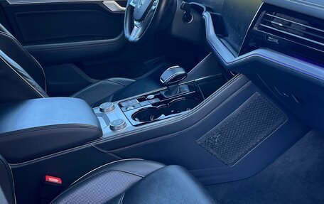 Volkswagen Touareg III, 2020 год, 4 600 000 рублей, 23 фотография