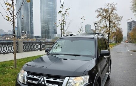 Mitsubishi Pajero IV, 2013 год, 1 790 000 рублей, 2 фотография