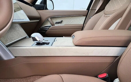 Land Rover Range Rover IV рестайлинг, 2025 год, 31 500 000 рублей, 11 фотография