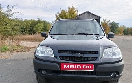 Chevrolet Niva I рестайлинг, 2015 год, 700 000 рублей, 4 фотография