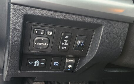 Toyota Tundra II, 2018 год, 5 499 000 рублей, 11 фотография