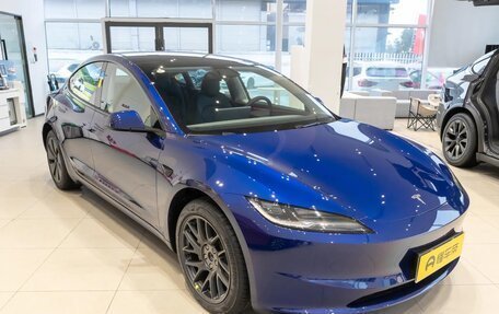 Tesla Model 3 I, 2025 год, 6 129 000 рублей, 3 фотография