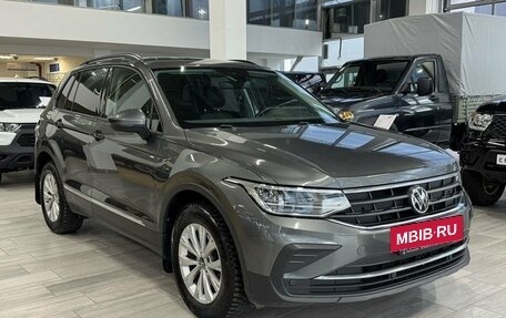 Volkswagen Tiguan II, 2021 год, 2 750 000 рублей, 3 фотография