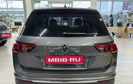 Volkswagen Tiguan II, 2021 год, 2 750 000 рублей, 6 фотография