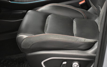 Geely Tugella FY11, 2022 год, 2 750 000 рублей, 10 фотография