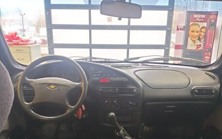 Chevrolet Niva I рестайлинг, 2005 год, 266 000 рублей, 14 фотография