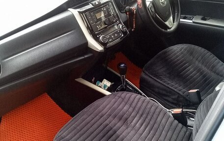 Toyota Corolla, 2015 год, 950 000 рублей, 10 фотография