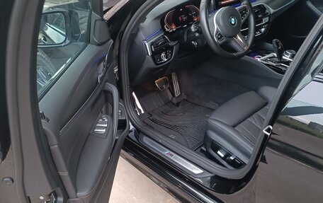 BMW 5 серия, 2022 год, 6 200 000 рублей, 10 фотография