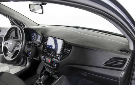 Hyundai Solaris II рестайлинг, 2021 год, 1 555 000 рублей, 21 фотография