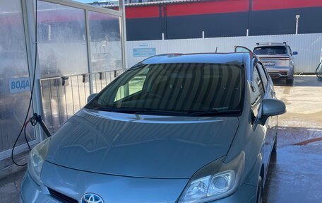 Toyota Prius, 2013 год, 999 999 рублей, 6 фотография