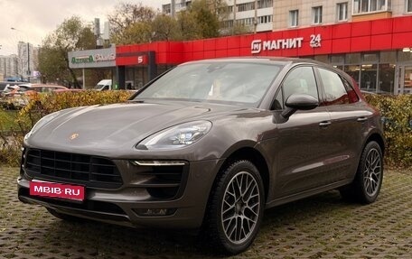 Porsche Macan I рестайлинг, 2017 год, 4 250 000 рублей, 1 фотография