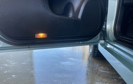 Toyota Prius, 2013 год, 999 999 рублей, 36 фотография