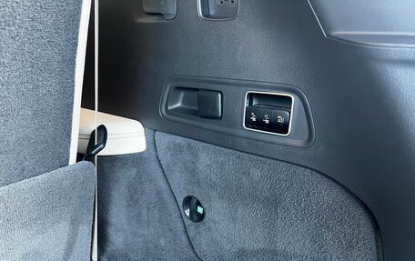 Mercedes-Benz GLS, 2019 год, 6 790 000 рублей, 28 фотография