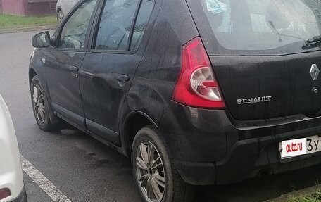 Renault Sandero I, 2012 год, 290 000 рублей, 2 фотография