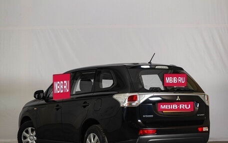 Mitsubishi Outlander III рестайлинг 3, 2012 год, 1 249 000 рублей, 7 фотография