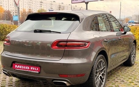 Porsche Macan I рестайлинг, 2017 год, 4 250 000 рублей, 3 фотография