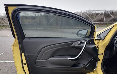 Opel Astra J, 2014 год, 1 090 000 рублей, 16 фотография