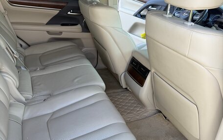 Lexus LX III, 2016 год, 5 990 000 рублей, 8 фотография