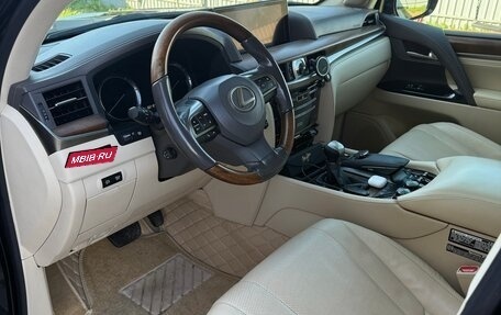 Lexus LX III, 2016 год, 5 990 000 рублей, 7 фотография