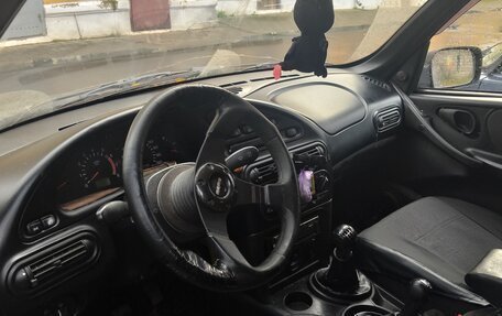 Chevrolet Niva I рестайлинг, 2010 год, 300 000 рублей, 8 фотография