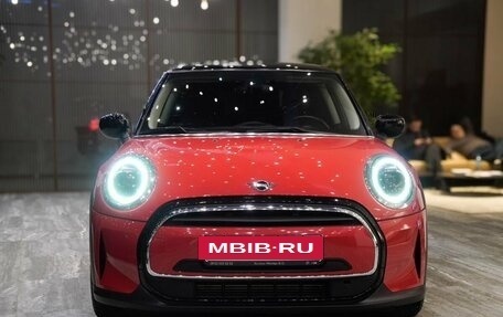 MINI Hatch, 2021 год, 2 890 000 рублей, 3 фотография