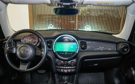 MINI Hatch, 2021 год, 2 890 000 рублей, 12 фотография