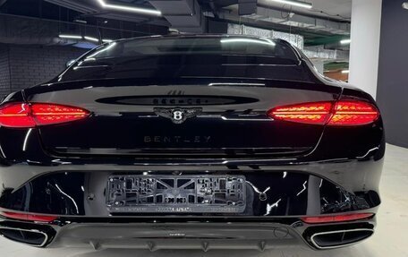 Bentley Continental GT, 2025 год, 49 000 000 рублей, 4 фотография