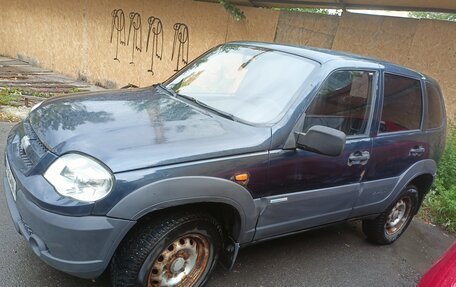 Chevrolet Niva I рестайлинг, 2011 год, 340 000 рублей, 2 фотография