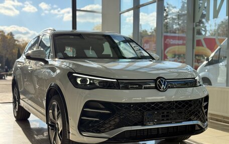 Volkswagen Tiguan, 2025 год, 4 860 000 рублей, 3 фотография