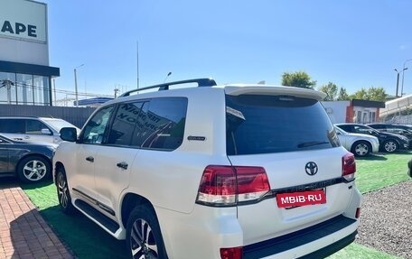 Toyota Land Cruiser 200, 2018 год, 7 300 000 рублей, 5 фотография