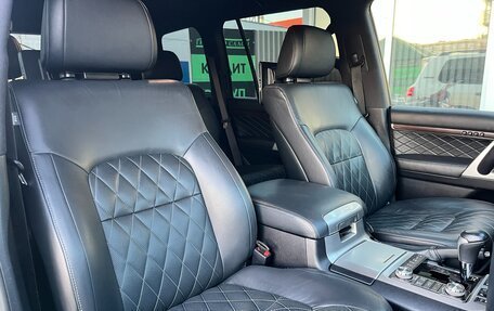 Toyota Land Cruiser 200, 2018 год, 7 300 000 рублей, 12 фотография