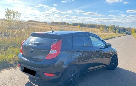 Hyundai Solaris II рестайлинг, 2013 год, 699 000 рублей, 3 фотография