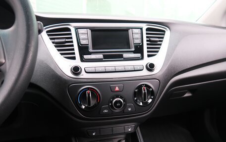 Hyundai Solaris II рестайлинг, 2019 год, 1 379 000 рублей, 17 фотография