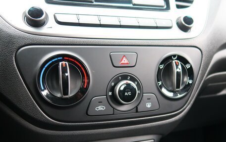 Hyundai Solaris II рестайлинг, 2019 год, 1 379 000 рублей, 19 фотография