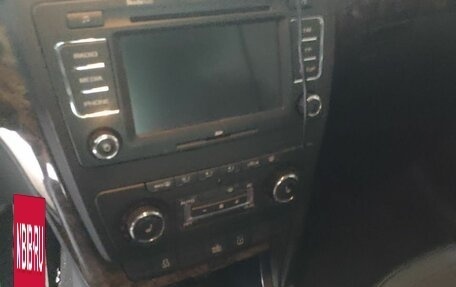 Skoda Yeti I рестайлинг, 2012 год, 1 000 000 рублей, 10 фотография