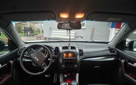 KIA Sorento II рестайлинг, 2011 год, 1 200 000 рублей, 12 фотография