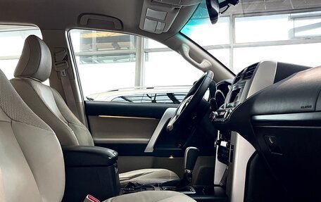 Toyota Land Cruiser Prado 150 рестайлинг 2, 2010 год, 2 470 000 рублей, 21 фотография