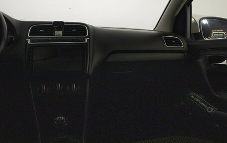 Volkswagen Polo VI (EU Market), 2012 год, 699 000 рублей, 14 фотография