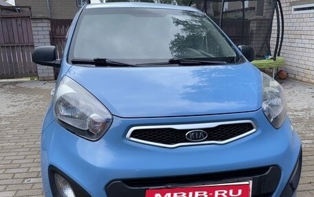 KIA Picanto II, 2011 год, 690 000 рублей, 2 фотография