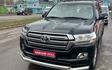 Toyota Land Cruiser 200, 2016 год, 6 250 000 рублей, 1 фотография