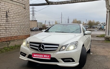 Mercedes-Benz E-Класс, 2009 год, 1 425 000 рублей, 1 фотография