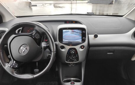 Toyota Aygo II, 2016 год, 900 000 рублей, 10 фотография